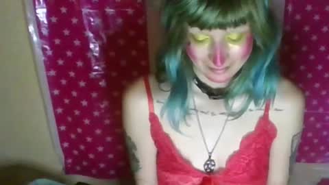 Snapshot of beckytheclown chatting on 09/27/25, 03:33 Beckytheclown online show from 09/27/25, 03:33