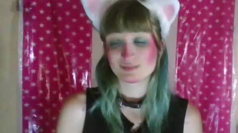 Snapshot of beckytheclown chatting on 10/09/25, 10:52 Beckytheclown online show from 10/09/25, 10:52