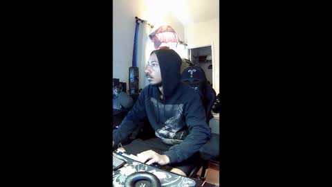 hungnheavy online show from 11/16/25, 12:44