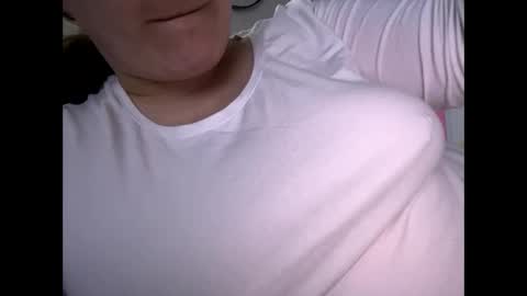 beeinmedeep online show from 10/27/25, 01:20