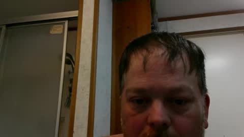 beer_money69 online show from 10/28/25, 08:00