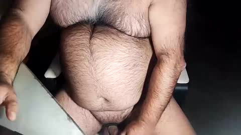 Snapshot of beers19 chatting on 10/04/25, 03:43 beers19 online show from 10/04/25, 03:43