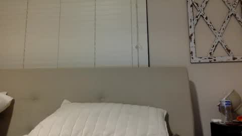 Snapshot of beginnersluck111 chatting on 09/15/25, 03:06 Beginners Luck online show from 09/15/25, 03:06