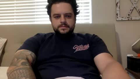 Snapshot of beginnersluck111 chatting on 09/15/25, 05:35 Beginners Luck online show from 09/15/25, 05:35