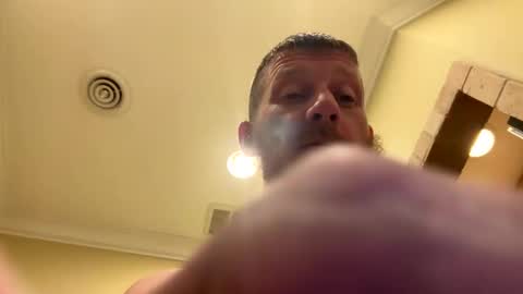 Snapshot of begme88 chatting on 02/13/25, 03:29 begme88 online show from 02/13/25, 03:29