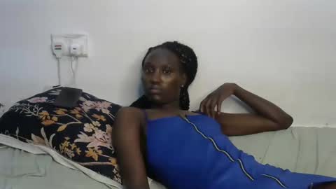 beib_love online show from 12/15/24, 07:42