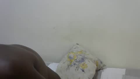 Snapshot of beibslimgal chatting on 11/10/25, 06:18 beibslimgal online show from 11/10/25, 06:18