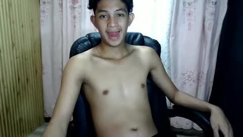 Snapshot of bejjs_08 chatting on 03/29/26, 04:01 brandonjames online show from 03/29/26, 04:01