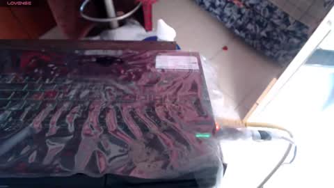 Snapshot of bekkasquirt chatting on 03/08/25, 09:08 bekkasquirt online show from 03/08/25, 09:08