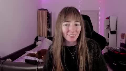 Snapshot of bekkawell chatting on 09/17/25, 04:41 Lisa online show from 09/17/25, 04:41