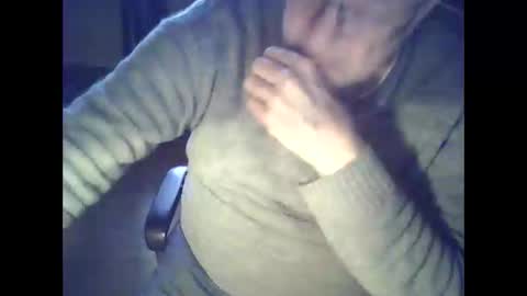 Snapshot of bekklove1 chatting on 02/12/25, 10:03 bekklove1 online show from 02/12/25, 10:03