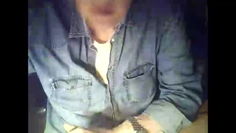 Snapshot of bekklove1 chatting on 02/17/25, 01:36 bekklove1 online show from 02/17/25, 01:36