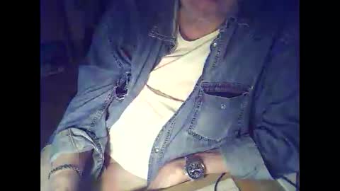 Snapshot of bekklove1 chatting on 02/23/25, 01:46 bekklove1 online show from 02/23/25, 01:46