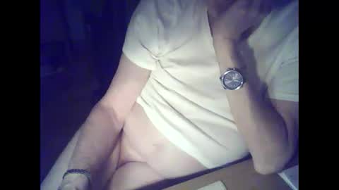 Snapshot of bekklove1 chatting on 03/02/25, 03:34 bekklove1 online show from 03/02/25, 03:34