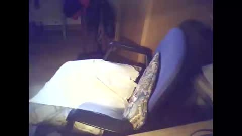 Snapshot of bekklove1 chatting on 09/09/25, 09:42 bekklove1 online show from 09/09/25, 09:42