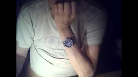 Snapshot of bekklove1 chatting on 09/15/25, 05:46 bekklove1 online show from 09/15/25, 05:46