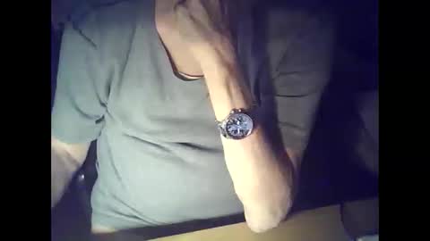 Snapshot of bekklove1 chatting on 10/04/25, 01:47 bekklove1 online show from 10/04/25, 01:47