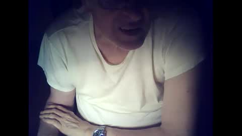 Snapshot of bekklove1 chatting on 11/18/25, 12:38 bekklove1 online show from 11/18/25, 12:38