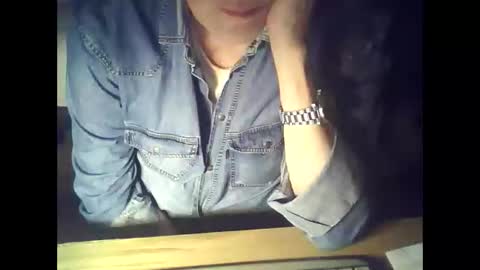 Snapshot of bekklove1 chatting on 11/26/25, 12:44 bekklove1 online show from 11/26/25, 12:44