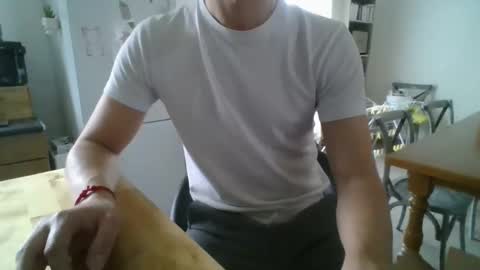 Snapshot of bel7ebite chatting on 12/07/24, 08:55 bel7ebite online show from 12/07/24, 08:55