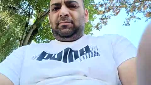 kevin and Bella online show from 09/21/25, 10:39