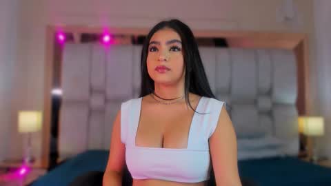 Snapshot of bela_cox chatting on 09/24/25, 11:46 Bela online show from 09/24/25, 11:46