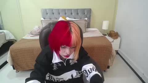 Bela online show from 12/18/25, 12:44