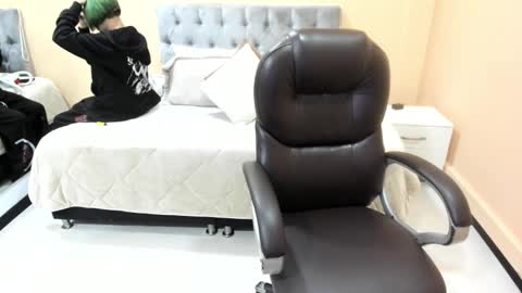 Bela online show from 03/01/26, 12:07