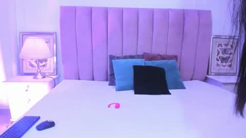 Bela online show from 10/21/25, 09:48