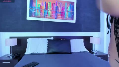 Bela  online show from 11/19/25, 03:39