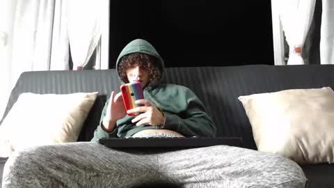 Snapshot of belamiramil chatting on 01/17/25, 01:15 independent model online show from 01/17/25, 01:15