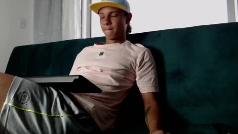 Snapshot of belamiramil chatting on 01/28/25, 10:45 independent model online show from 01/28/25, 10:45