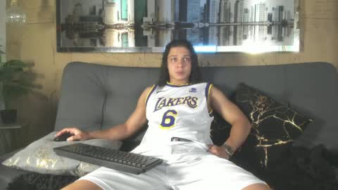 Snapshot of belamiramil chatting on 05/20/26, 04:35 independent model online show from 05/20/26, 04:35