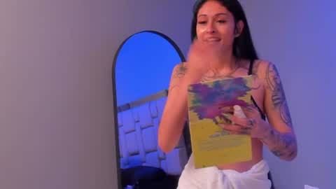 Snapshot of belanny_ chatting on 06/24/26, 04:33 Bella online show from 06/24/26, 04:33