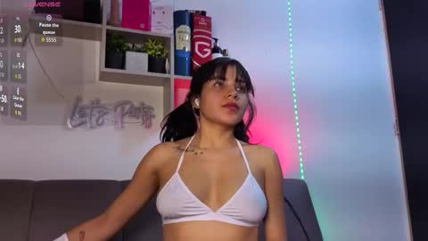 Snapshot of belasexxx chatting on 10/20/25, 12:05 bela online show from 10/20/25, 12:05