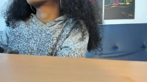 Snapshot of belen10 chatting on 02/07/26, 11:25 Belen online show from 02/07/26, 11:25