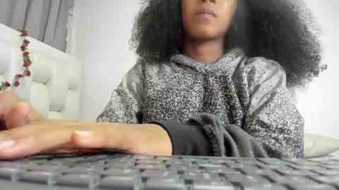 Snapshot of belen10 chatting on 03/09/26, 11:25 Belen online show from 03/09/26, 11:25