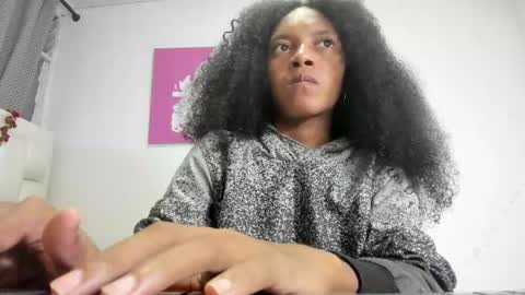 Snapshot of belen10 chatting on 03/24/26, 11:37 Belen online show from 03/24/26, 11:37