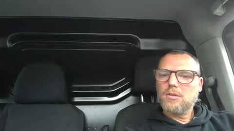 Snapshot of belgianordenary chatting on 12/12/24, 12:12 belgianordenary online show from 12/12/24, 12:12