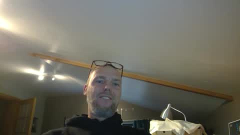 Snapshot of belgianordenary chatting on 01/02/25, 01:40 belgianordenary online show from 01/02/25, 01:40