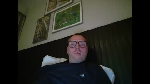 Snapshot of belgianordenary chatting on 02/03/25, 09:18 belgianordenary online show from 02/03/25, 09:18