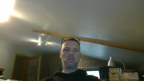 Snapshot of belgianordenary chatting on 02/27/25, 08:39 belgianordenary online show from 02/27/25, 08:39