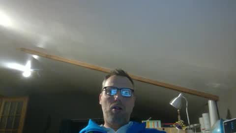 Snapshot of belgianordenary chatting on 12/18/25, 04:13 belgianordenary online show from 12/18/25, 04:13