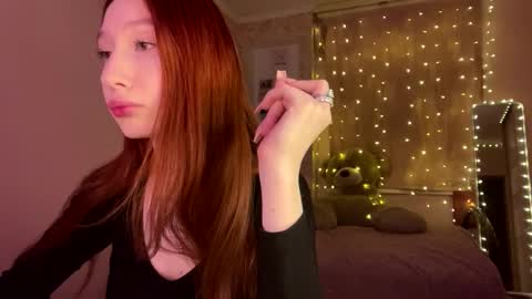 Snapshot of beliamastrobuono chatting on 02/25/26, 04:16 Stella online show from 02/25/26, 04:16