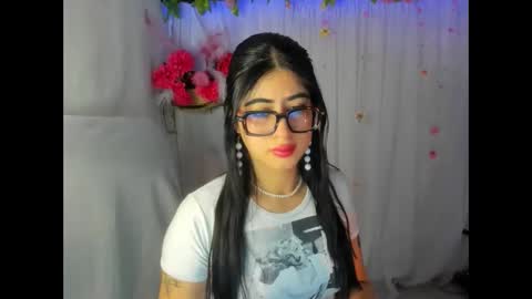 Snapshot of belinda_luna_ chatting on 04/21/26, 11:40 modelo independiente online show from 04/21/26, 11:40