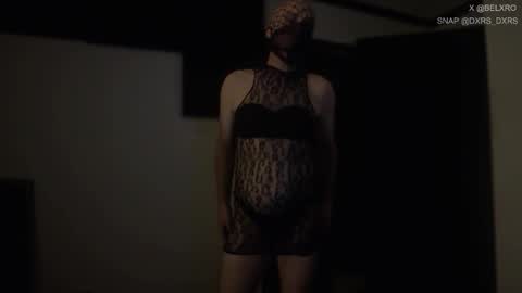 Snapshot of belindaxross chatting on 01/05/25, 01:58 Dee Belinda X online show from 01/05/25, 01:58