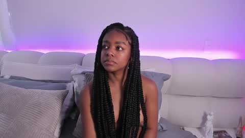 Snapshot of belkis_mills chatting on 01/10/25, 01:41  Belkis  online show from 01/10/25, 01:41