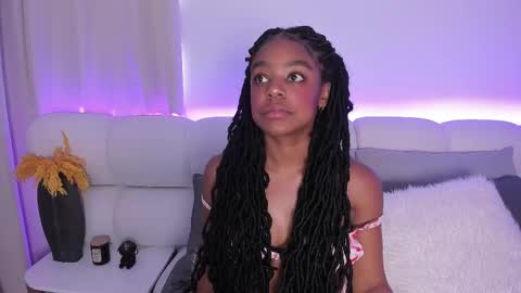 Snapshot of belkis_mills chatting on 02/18/25, 12:39  Belkis  online show from 02/18/25, 12:39