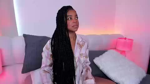 Snapshot of belkis_mills chatting on 09/09/25, 03:33  Belkis  online show from 09/09/25, 03:33