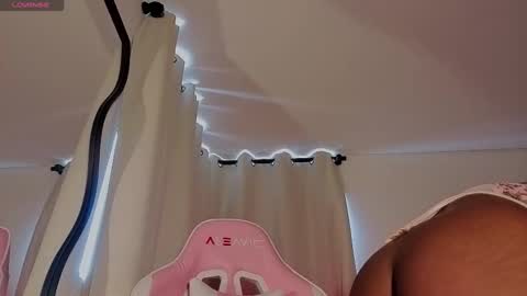 Snapshot of belkis_mills chatting on 03/19/26, 02:10 Belkis online show from 03/19/26, 02:10